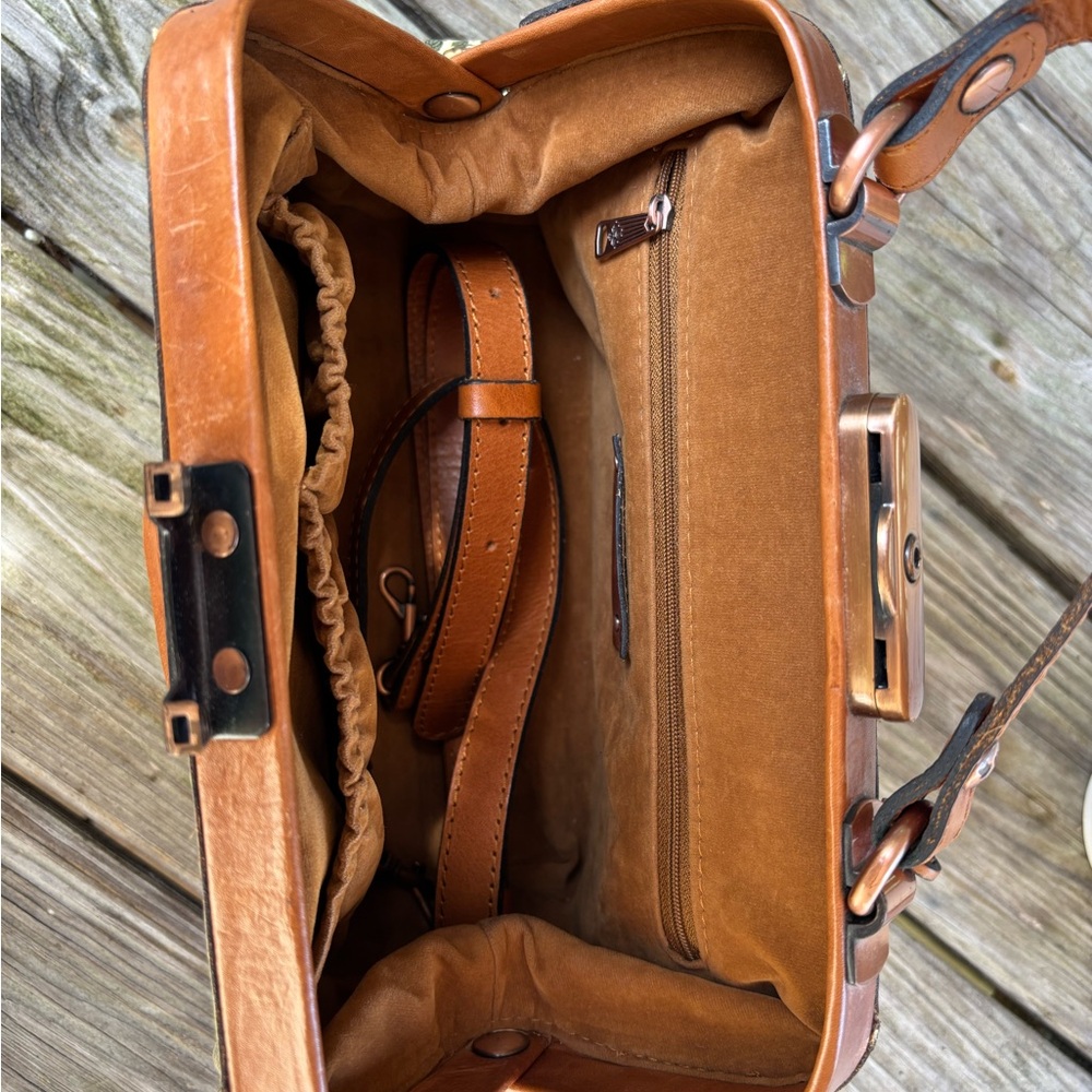Patricia Nash Floral Satchel Bag - Picture 3 of 4